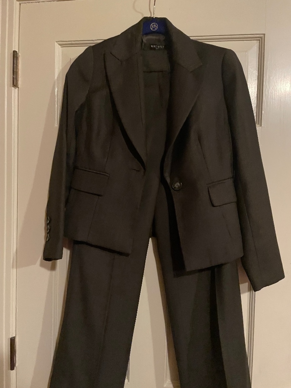 Women’s Nine West pantsuit